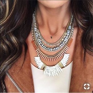 New in original box Stella & Dot Ezra statement necklace